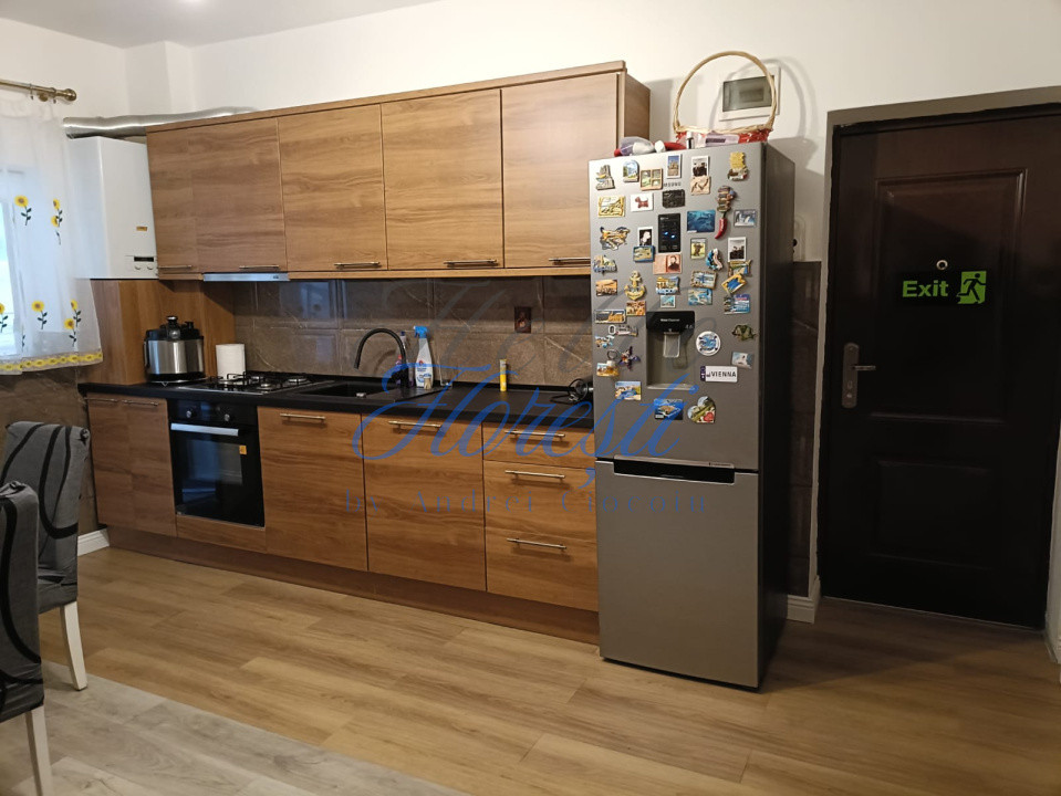 Apartament 4 camere,2 bai, zona Eroilor 70mp, posibil spatiu comercial