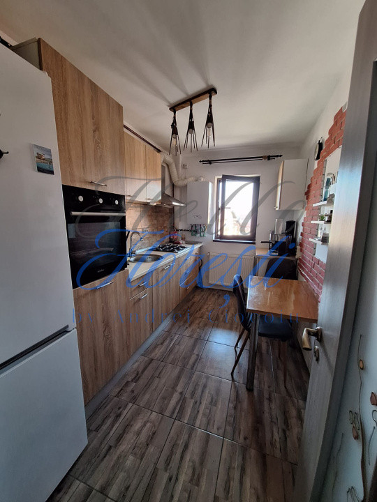 Apartament 2 camere 48mp + pod mansardabil 27 mp + balcon 5 mp + parcare.