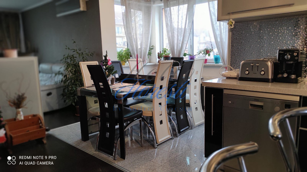 Apartament 3 camere , 110 mp + 2 parcari , zona Buna Ziua , Cluj