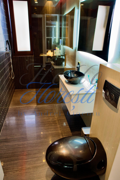 Apartament cu 3 camere , 2 parcari subterane, 117 MP, zona Marasti , Cluj