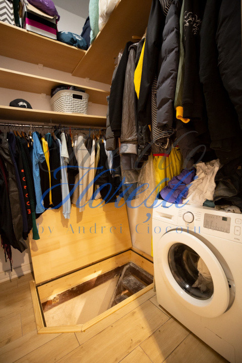 Apartament la curte comuna, 3 camere, 76MP, superfinisat, zona Scala 