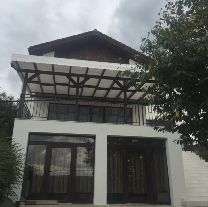 Casa vila 259 mp finisata mobilata in Chinteni
