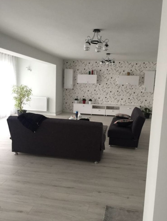 Casa vila 259 mp finisata mobilata in Chinteni