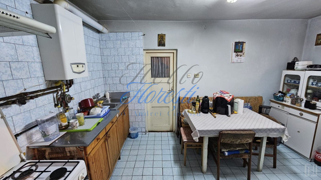 Casa individuala 5 camere , 175 MP , Zona Andrei Muresanu , Cluj