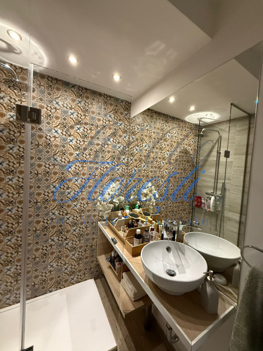 Apartament 3 camere , 50 MP, Parcare , zona Tauti | Floresti