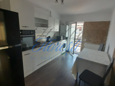 Apartament 2 camere in zona Eroilor