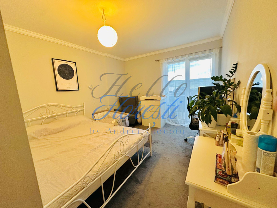 Apartament 3 camere in zona Vivo