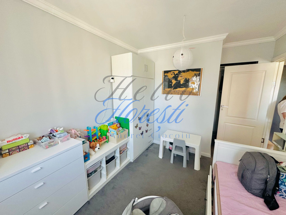 Apartament 3 camere in zona Vivo
