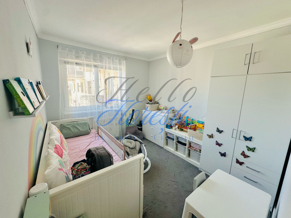 Apartament 3 camere in zona Vivo