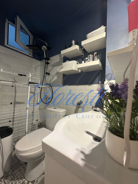 Apartament 3 camere in zona Vivo