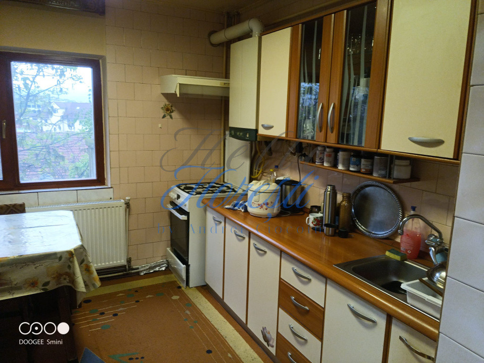 Apartament 4 camere 95 mp | balcon 4 mp | zona Marasti | Cluj.