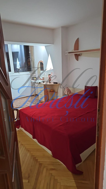 Apartament 4 camere , 90 MP+Parcare, Zona Manastur, Cluj