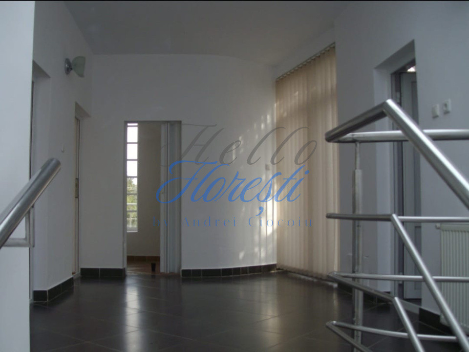 UNICAT vila cu 5 camere, 300 MP,  Zona Plopilor, Cluj