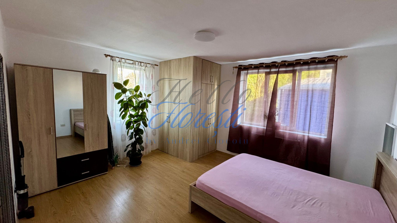 Apartament 3 camere, 70 MP+ Parcare , Zona VIVO, Floresti