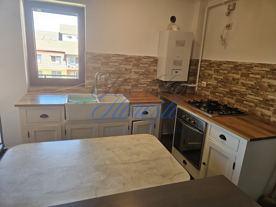Apartament 3 camere , 78 MP + 2 Parcari , Zona Stejarului , Floresti