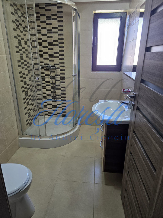 Apartament 3 camere , 78 MP + 2 Parcari , Zona Stejarului , Floresti
