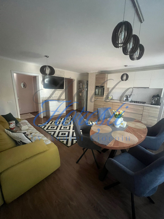 Apartament 3 camere 74 mp | 2 balcoane 3,5 mp si 5 mp | zona Manastur | Cluj.