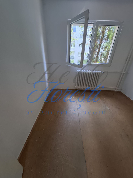 Apartament cu 4 camere, in zona Manastur