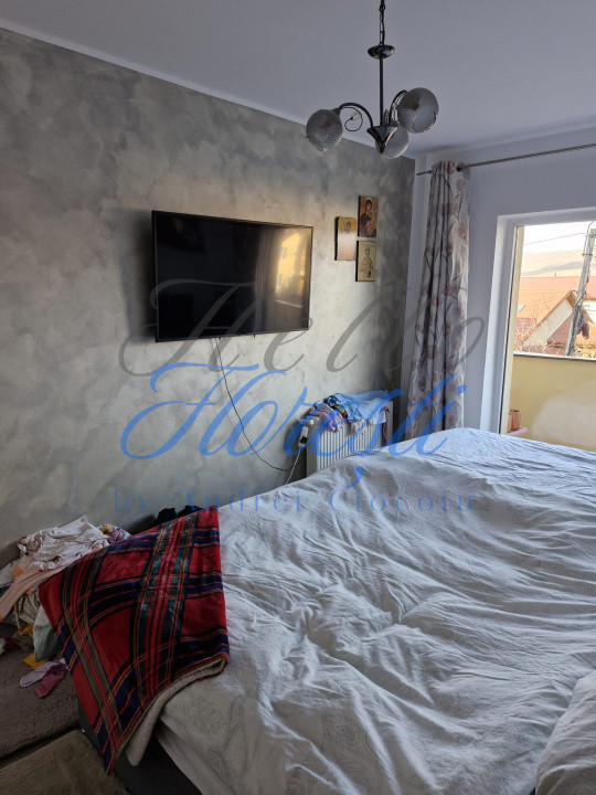 Apartament cu 3 camere, in zona Floresti