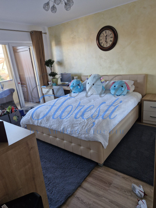Apartament cu 3 camere, in zona Floresti