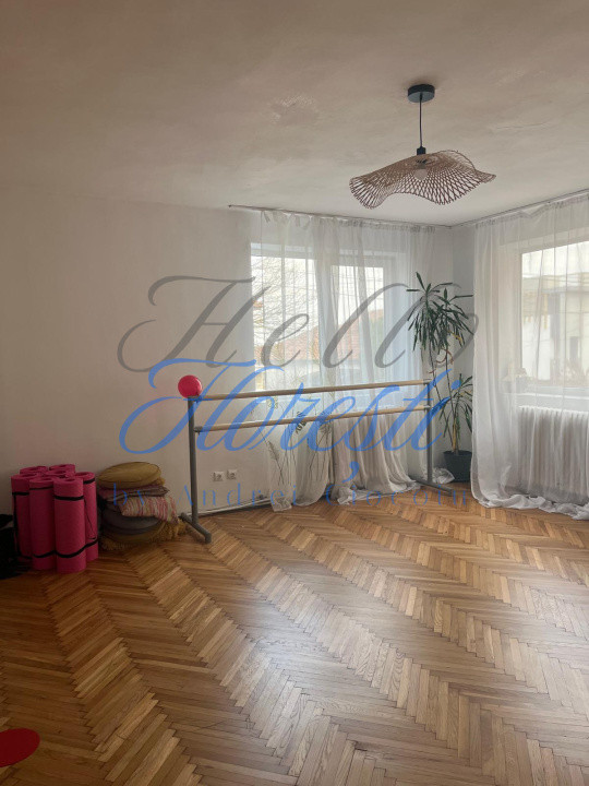 Apartament 3 camere 160 mp | beci 80 mp | gradina 160 mp | zona Andrei Muresanu.
