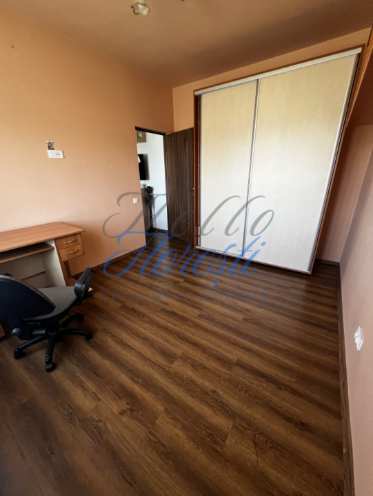 Apartament 3 camere , 63MP+Parcare, Zona Sub Cetate, Floresti
