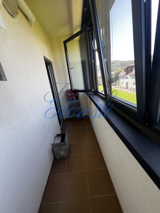 Apartament 3 camere , 63MP+Parcare, Zona Sub Cetate, Floresti