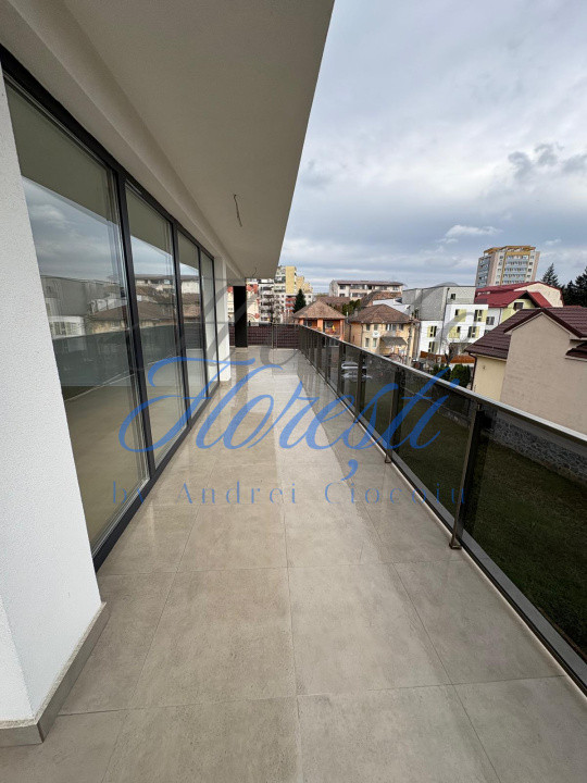 Vila 6 camere, 212MP+83MP Terasa, Zona Gheorgheni, Cluj