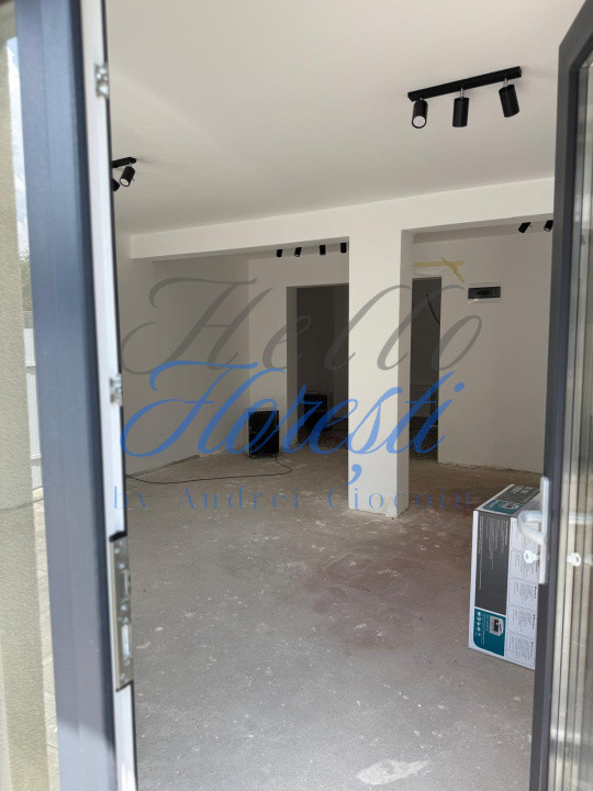 Duplex 6 camere, 180 MP+ 5 Parcari , Zona Subcetate, Floresti
