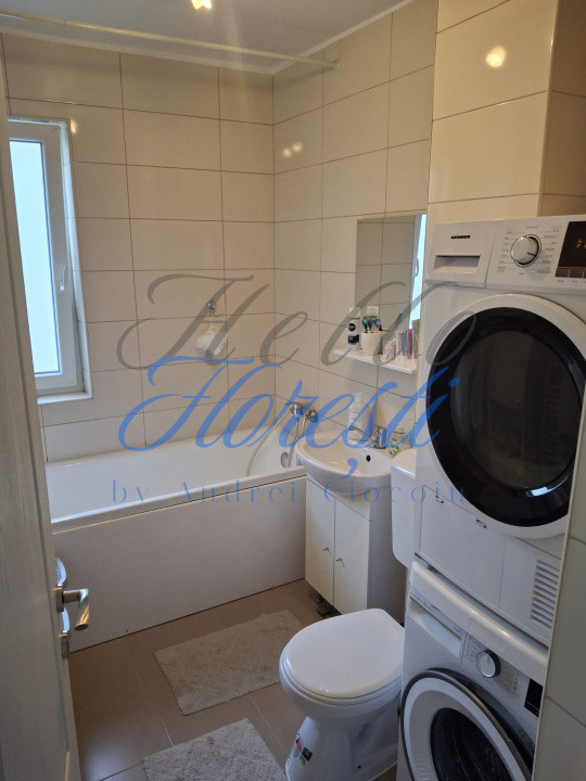 Apartament 3 camere 68mp, zona Vivo, parcare inclusa! 