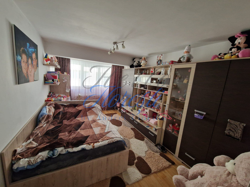 Apartament 3 camere 60 mp | terasa 10 mp | balcon 3 mp | parcare | zona Eroilor.