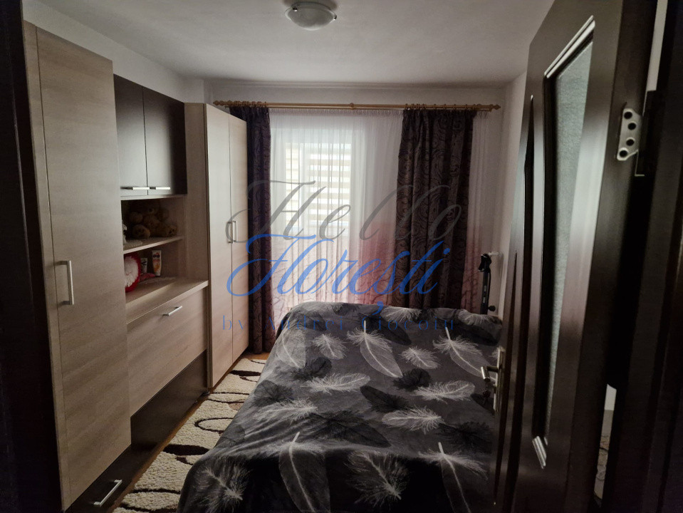 Apartament 3 camere 60 mp | terasa 10 mp | balcon 3 mp | parcare | zona Eroilor.
