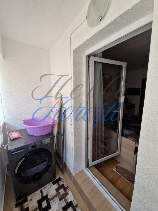 Apartament 3 camere 60 mp | terasa 10 mp | balcon 3 mp | parcare | zona Eroilor.