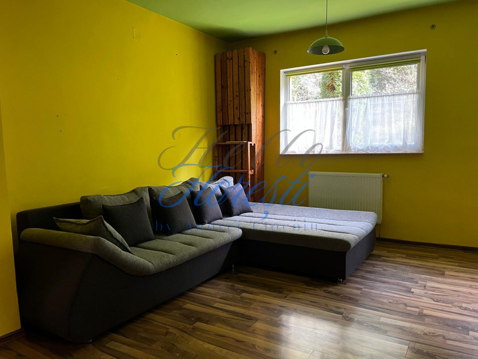 Apartament 3 camere in zona Teilor