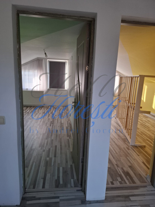 Casa cu 3 camere, in zona Apahida
