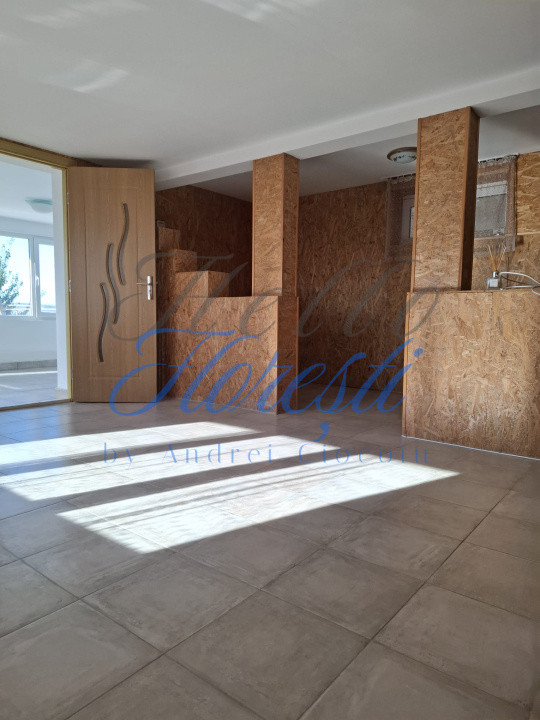 Casa cu 3 camere, in zona Apahida