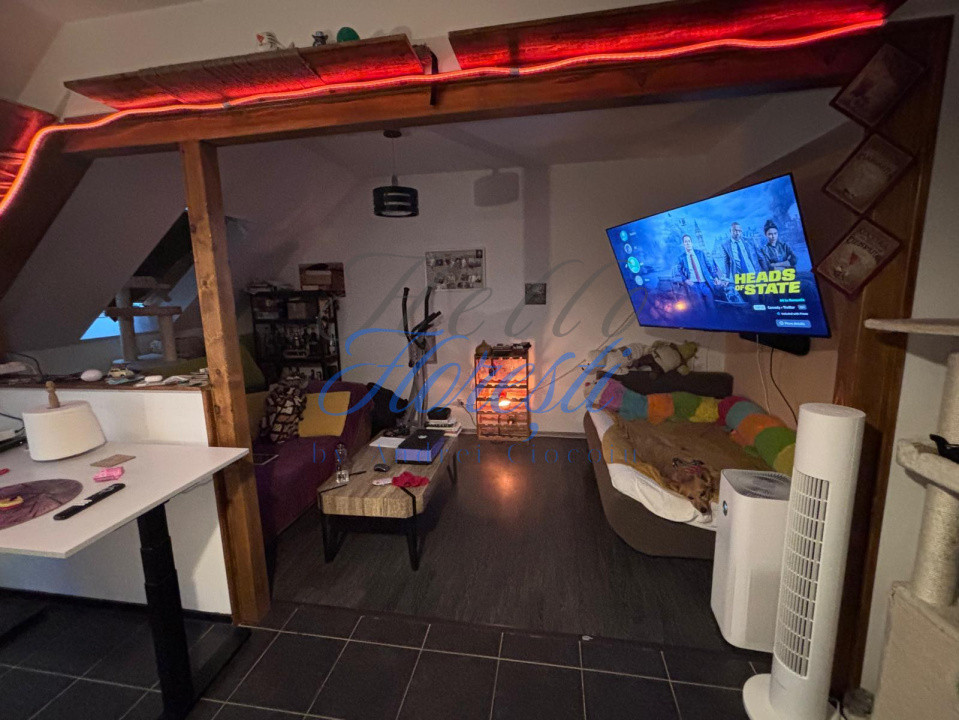 Apartament 3 camere pe 2 etaje si parcare in zona Manastur