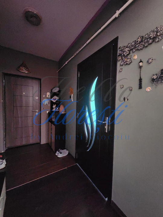 Apartament 2 Camere si Parcare inclusa in pret, Zona Stejarului, Floresti