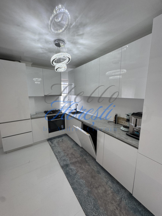 Apartament 3 camere 75mp + Parcare, Zona Eroilor | Floresti