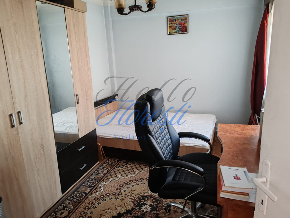 Vând apartament cu 2 camere cu garaj,  zona semicentrala Cluj-Napoca