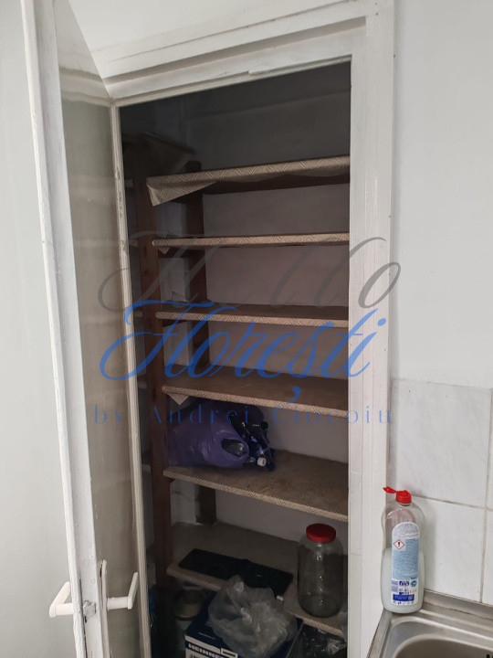 Vând apartament cu 2 camere cu garaj,  zona semicentrala Cluj-Napoca