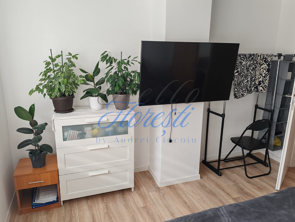 Vand apartament 3 camere, 77mp,garaj, balcon, Calea Baciului, zona Petrom
