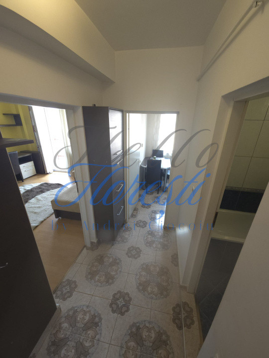 Apartament cu 1 camera, in zona Intre Lacuri