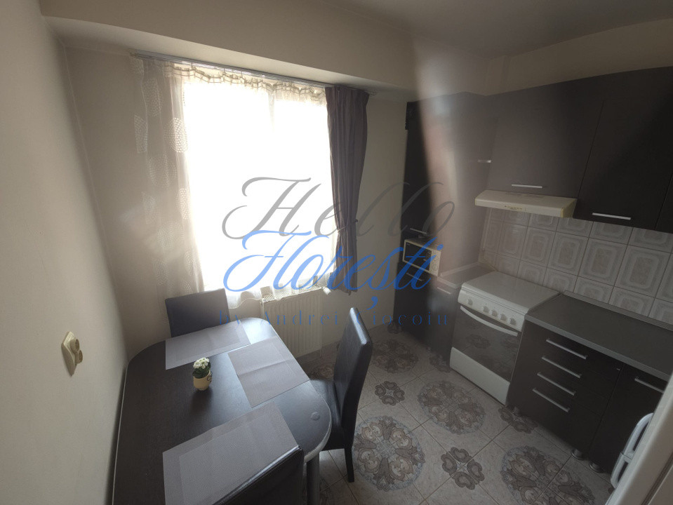 Apartament cu 1 camera, in zona Intre Lacuri