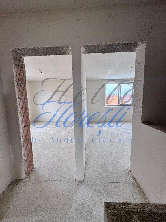 Duplex 4 camere, Suprafata 143 mp, curte 450 mp 