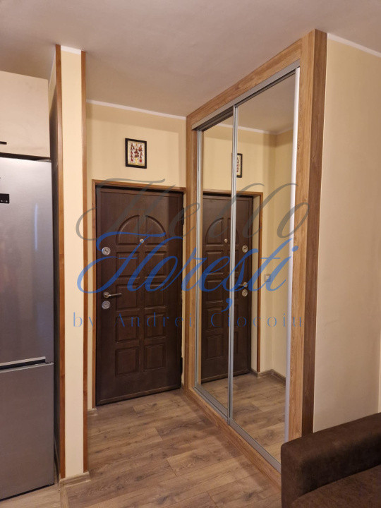 Apartament 2 camere 40mp, gradina 40mp cu foisor, parcare zona Florilor