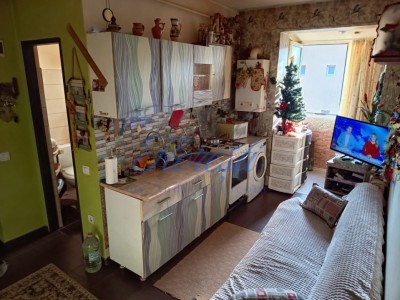 Apartament cu 2 camere 35 mp in Floresti zona Porii 