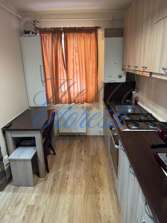 Apartament 2 camere 35 mp + parcare + balcon in Floresti zona Muzeul Apei