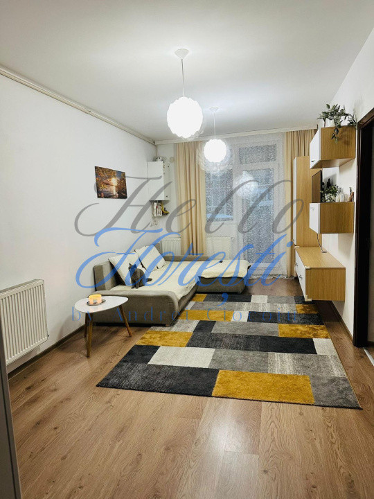 Apartament cu 3 camere decomandate, in zona Iris