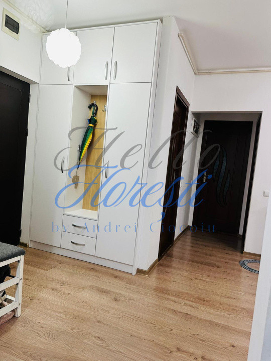 Apartament cu 3 camere decomandate, in zona Iris